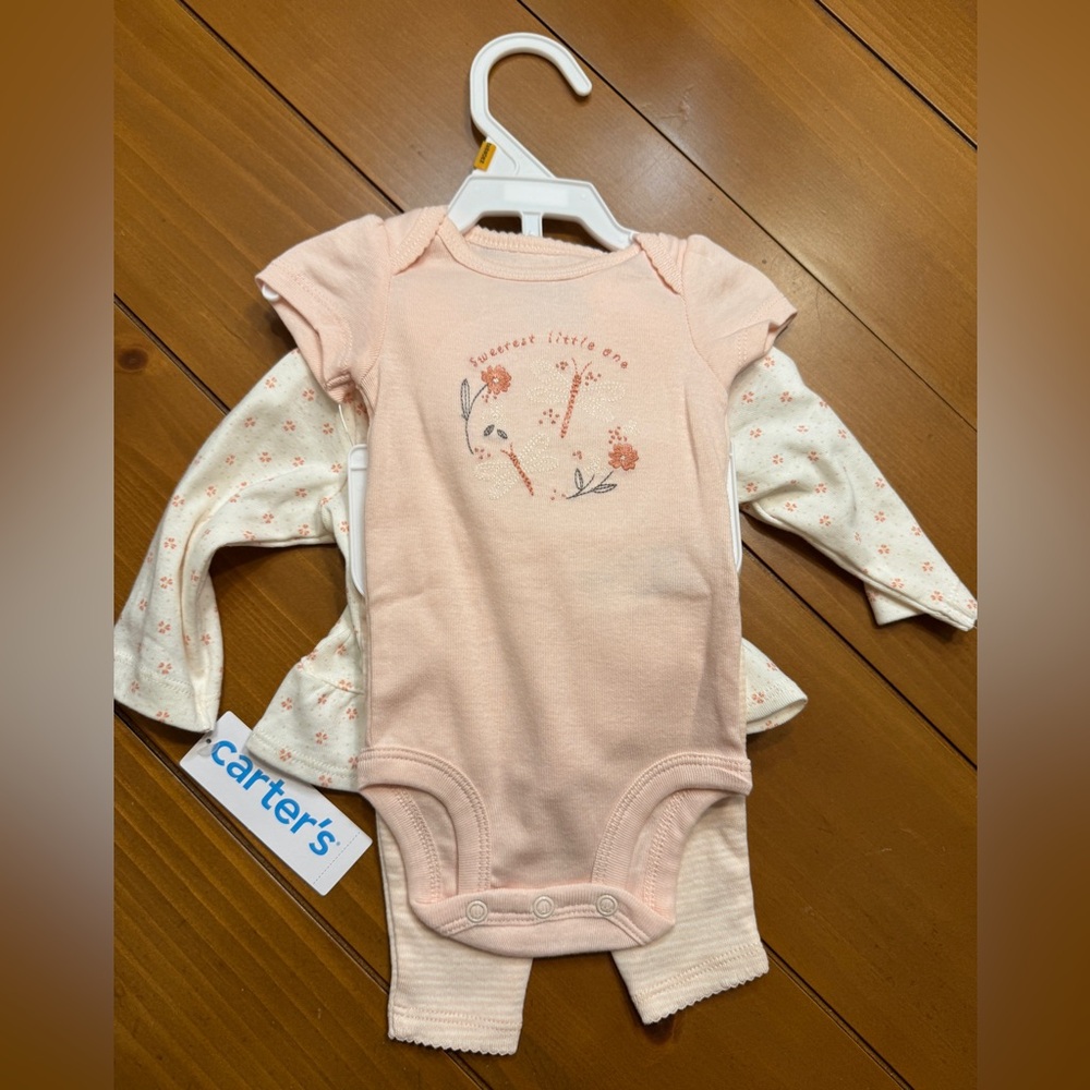 NWT Carter's Pink and Cream Baby 3 piece Set - Newborn